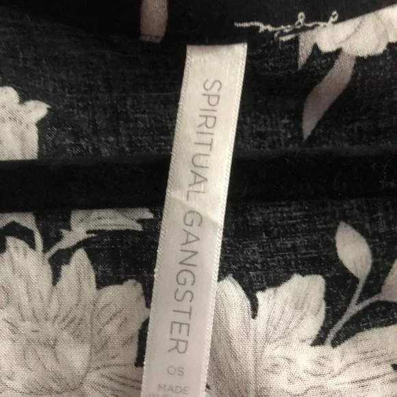 Floral Robe - Picture 3 of 3